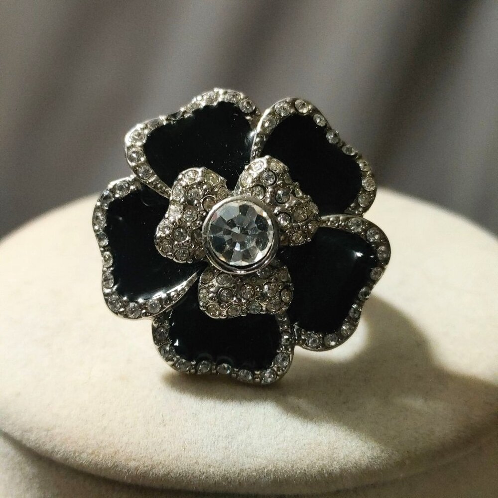 Blooming Flower Ring Lia Sophia Crystal Center Black Petals Floral Silver Tone
